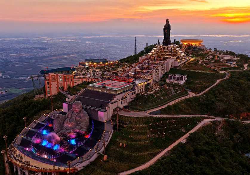 đi núi bà đen tây ninh