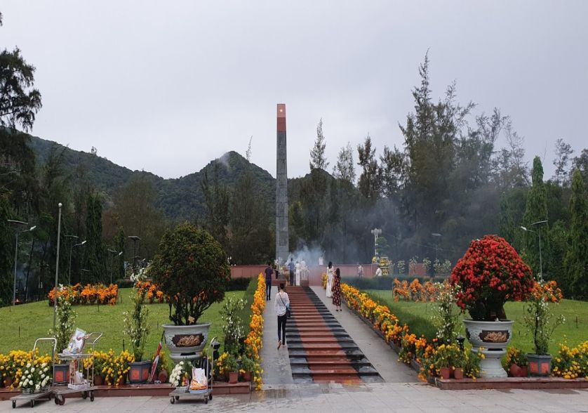 Nghĩa trang Hàng Dương Côn đảo