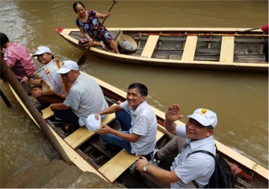 Đi đò chèo - tour miền tây 