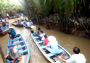 Đi đò chèo - tour miền tây 