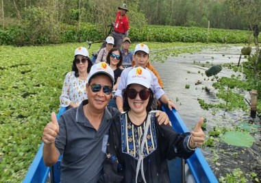 Toàn cảnh núi cấm