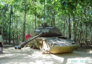 xe-tang-dia-dao-cu-chi-1